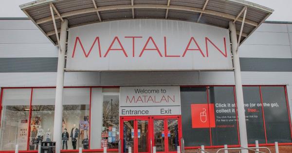 马塔兰在其所有门店推出了一项新收费，一些购物者对此非常愤怒